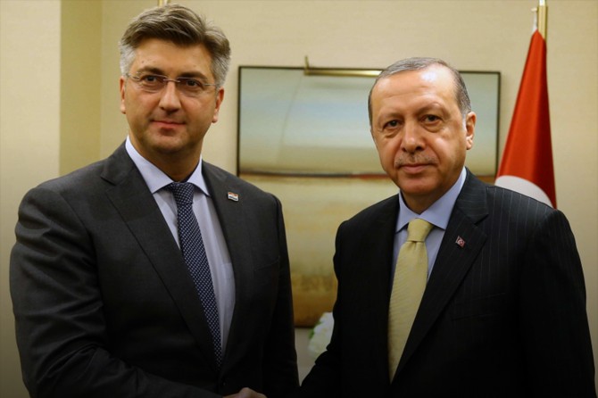 Erdoğan holds a phone conversation with Croatian Prime Minister Plenkovic
