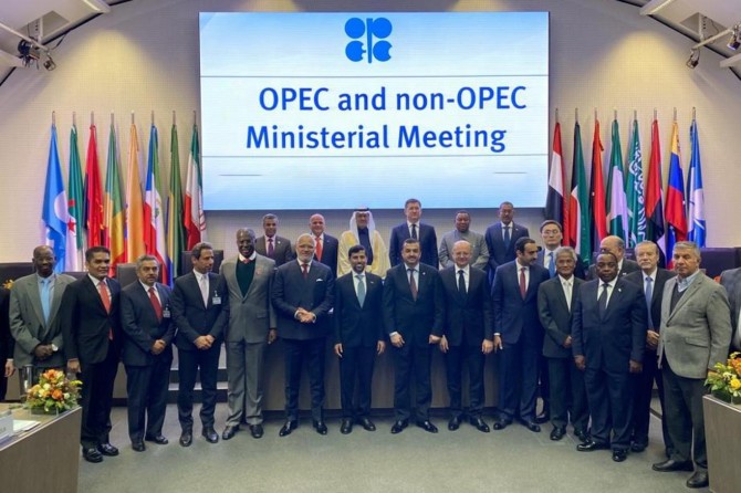OPEC ve OPEC dışı ülkelerin bakanlar toplantısından karar çıkmadı