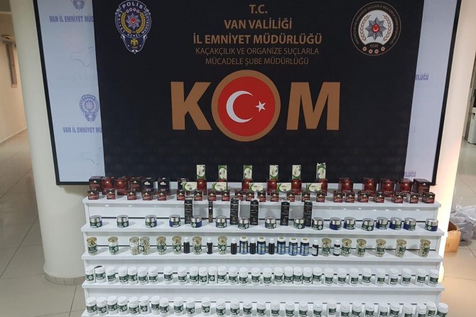Van’da 7 bin 490 adet gümrük kaçağı ilaç ele geçirildi