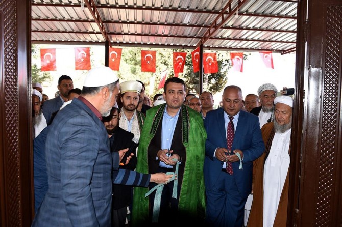 Ceylanpınar’da Buhara Camisi dualarla açıldı