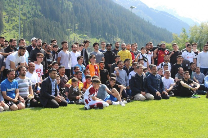 Avrupa Peygamber Sevdalıları bazı etkinliklerini iptal etti