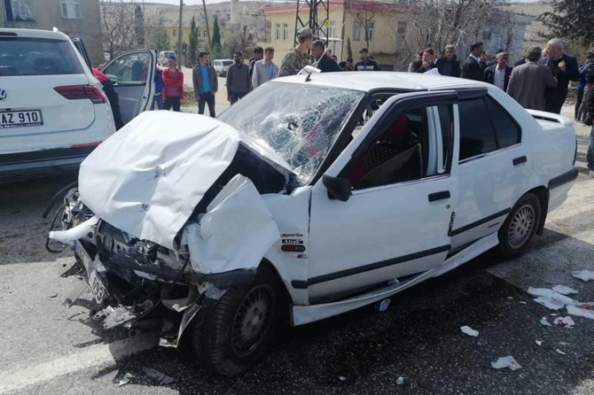 Adıyaman'da trafik kazası: 3 yaralı