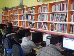 Ergani Halk Kütüphanesi Yarım Asırdır Hizmet Veriyor