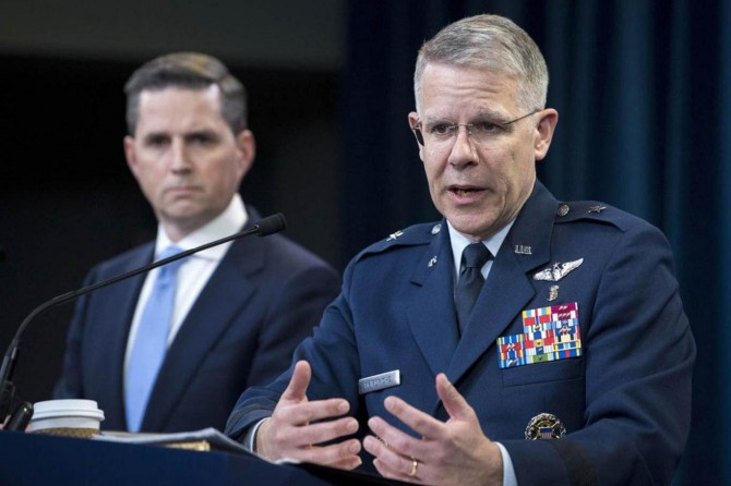 Pentagon'da Corona virüs paniği: 37 Pentagon çalışanında virüs tespit edildi