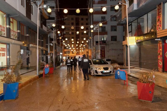 Van'da umuma açık işletmelere yönelik Corona virüs denetimi yapıldı