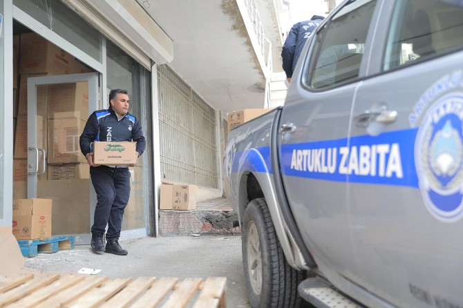 Artuklu’da gümrük kaçağı kolonya ele geçirildi
