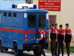 Di Girtîgehan De Dewreke Nû