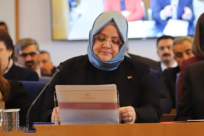 Emeklilerin Ramazan Bayramı ikramiyesi Nisan ayının ilk yarısında verilecek
