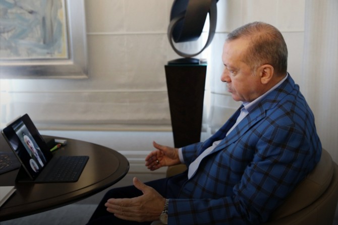 Erdoğan holds a meeting with Karaismailoğlu