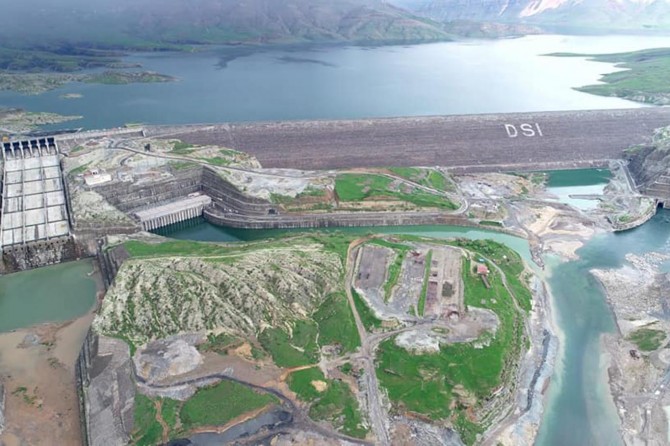 Ilısu Barajı'nda su seviyesi 100 metreye ulaştı