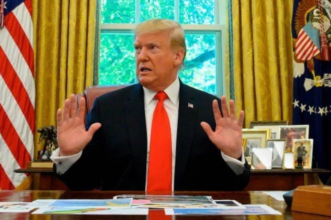 Trump: "Diktatörleri ağırlıyorum maske takamam”