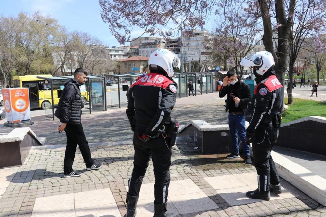 Gaziantep'te Covid-19 kurallarına uymayan yüzlerce kişiye para cezası verildi