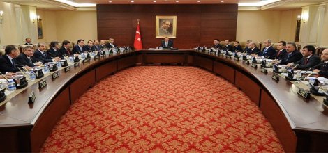 Hükümette 4 Bakan Değişti