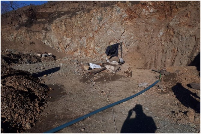 Elâzığ’da kaçak kazı yapan şahıs suçüstü yakalandı