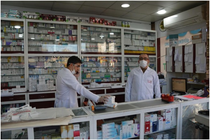 Batman’da ücretsiz maskenin bulunmaması hem vatandaşı hem de eczaneleri mağdur ediyor