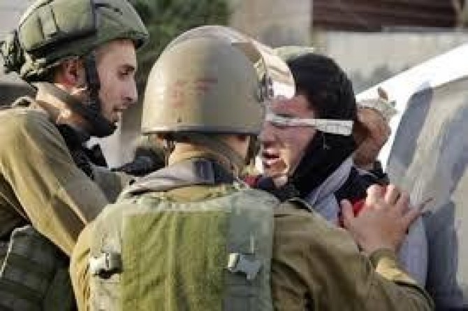 Siyonist işgal çetesi Cenin'de 5 Filistinliyi alıkoydu