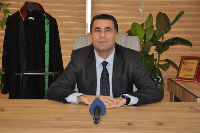 Hukukçu Tanrıseven: "Meclis genç evliliklerle ilgili düzenlemeye kayıtsız kalamaz"