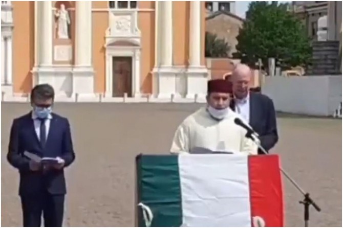 Holy Qur’an recited at an event hosted by an Italian mayor
