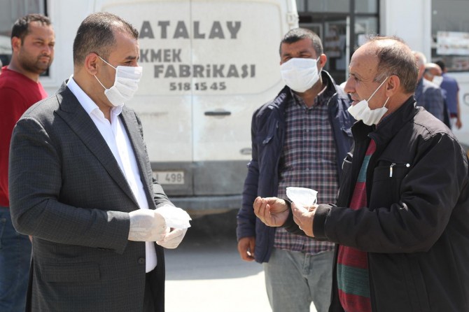 Silopi’de üretilen maskeler şoförlere dağıtıldı