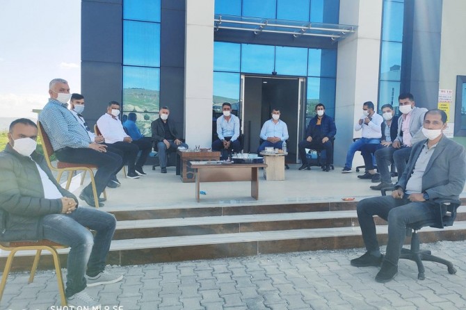 Batman TEKSİAD Başkanı Öztürk: "Bankalar faizsiz kredi desteği sunmalı"