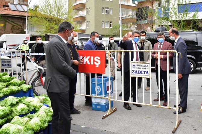 Malatya Valisi Baruş, pazar yerlerini denetledi
