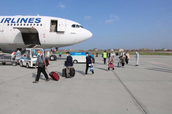 Umman'dan getirilen 250 kişi Van'daki yurtlarda karantinaya alındı