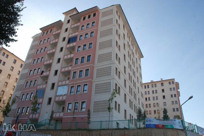 TOKİ, 100 bin sosyal konut için kuraları yeniden başlatıyor