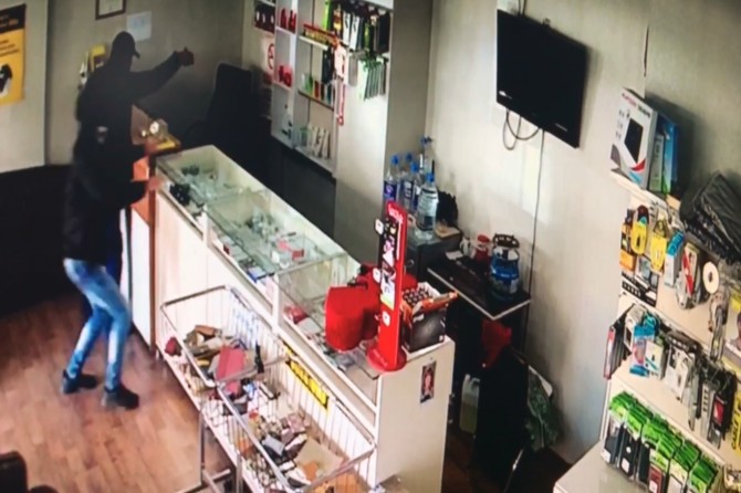 Gaziantep'te işyerindeki silahlı soygunla ilgili 4 şüpheli gözaltına alındı