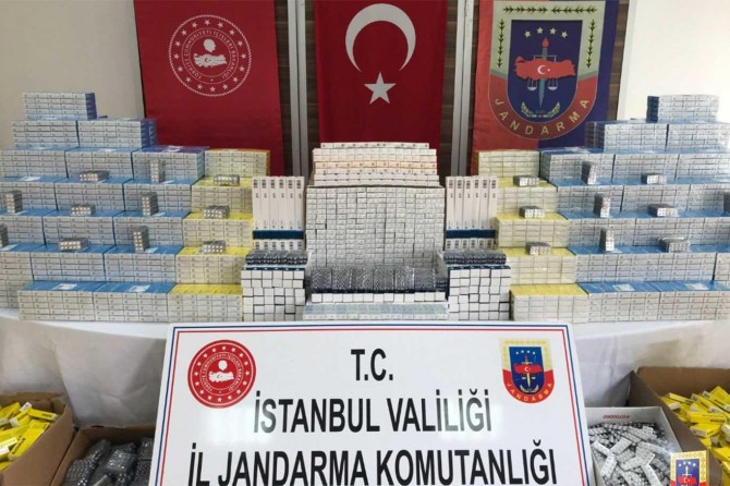 İlaçları uyuşturucuya dönüştürmek isterken yakalandılar