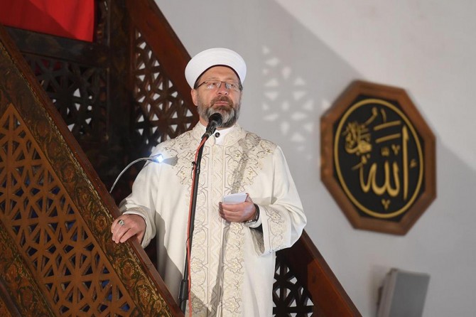İHD, Diyanet İşleri Başkanı Ali Erbaş hakkında suç duyurusunda bulundu