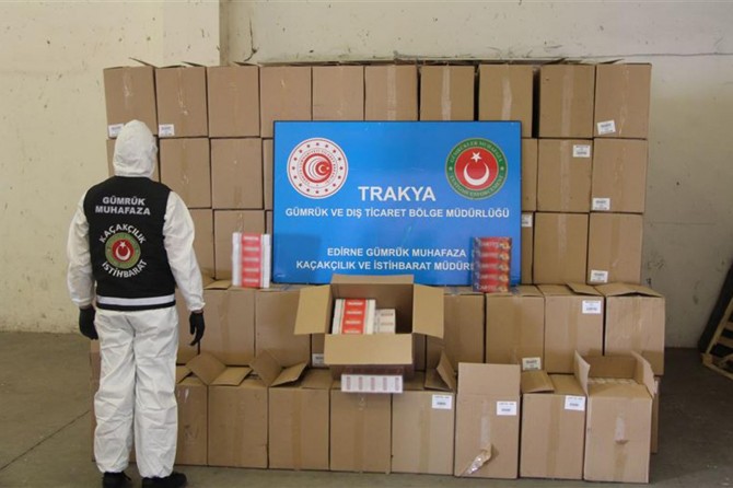 Kapıkule'de 3 milyon 270 bin makaron ele geçirildi