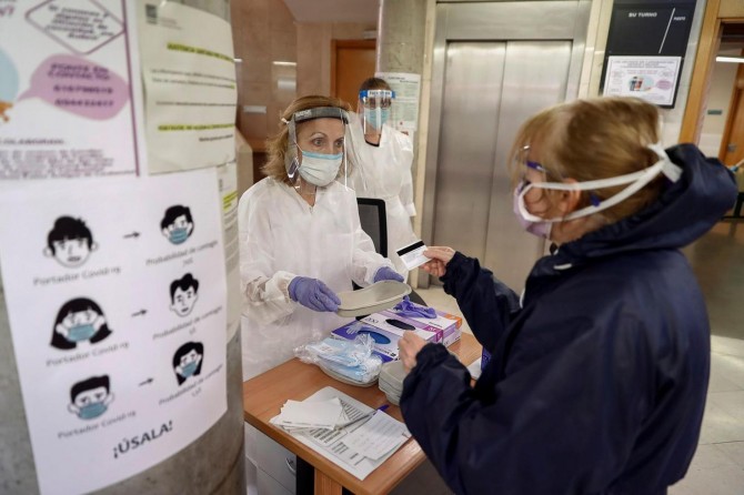 İspanya'da Covid-19'dan ölenlerin sayısı 24 bin 543'e çıktı