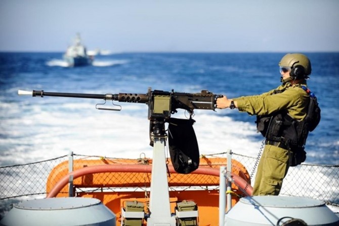 Zionist navy opens fire at Gaza fishermen