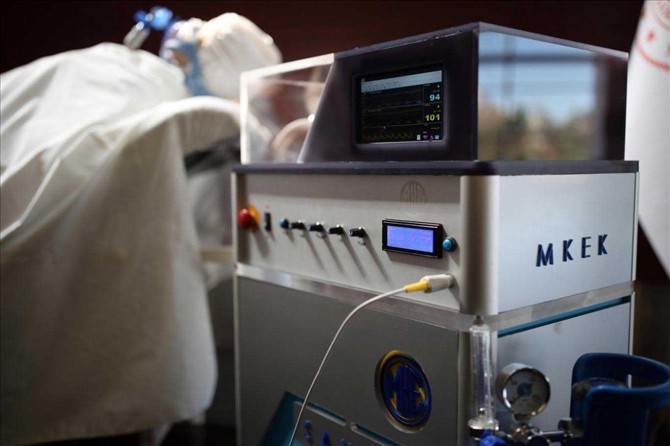 Solunum cihazı, dezenfektan ve kolonya ihracatında izin şartı kaldırıldı