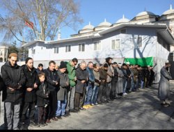 Çeçen şehitler için Beyazıt Camisinde gıyabi cenaze namazı kılındı video