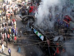 Pakistan`da Patlama: 20 Ölü