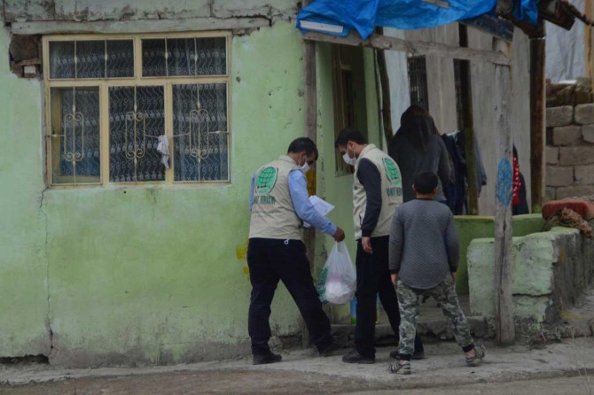 Ağrı Umut Kervanı, Ramazan ayında yüzlerce aileye ulaştı