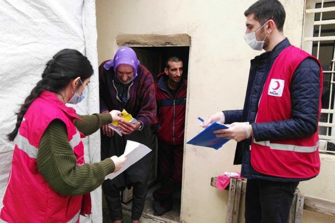 Şanlıurfa'da 204 bin aileye 1000 TL'lik nakit yardımında bulunuldu