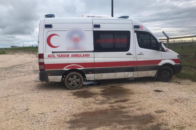 Diyarbakır Mermer'de ambulans aracında 112 kilogram esrar ele geçirildi
