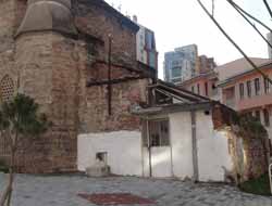 Bursa'daki Kefensüzen Camii onarılmayı bekliyor video