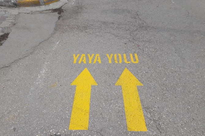 Van’da Coronavirus tedbirleri kapsamında yayalar için çift şeritli yol uygulaması