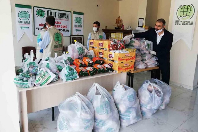 Mardin Umut Kervanı, Ramazan Bayramı öncesi yetimlerin yüzünü güldürdü