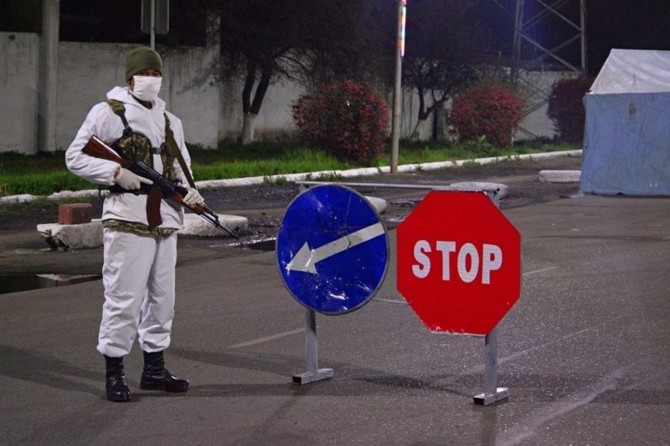 Kırgızistan'da 1,5 aydır süren sokağa çıkma yasağı kalkıyor