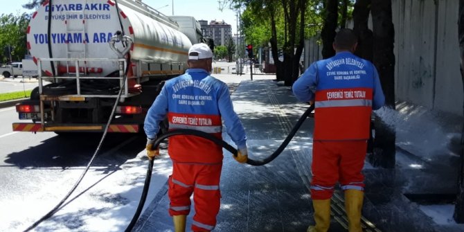 Diyarbakır Büyükşehir Belediyesi temiz bir kent için çalışıyor