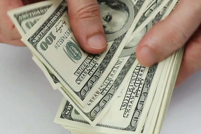Dolar 7 liranın altına indi
