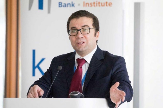 Prof. Dr. Murat Yülek, Türkiye ve dünya ekonomisini değerlendirdi