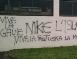 Fransa'da bir gün arayla Camiiye ikinci ırkçı saldırı