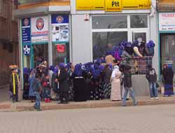 Siverek'te şartlı eğitim yardımı ödemelerindeki izdiham devam ediyor