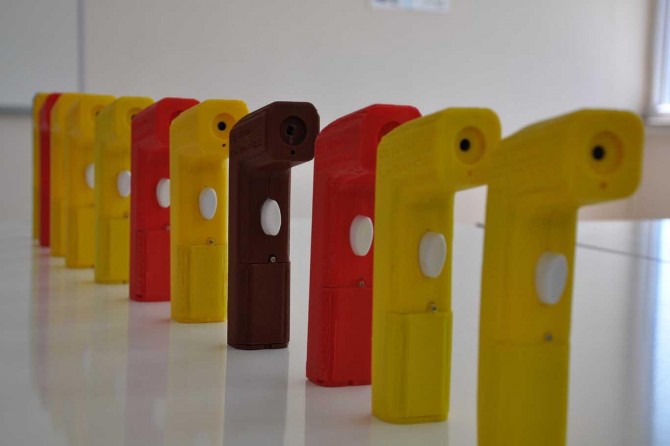 Batmanlı öğrenciler temassız ateş ölçer yaptı