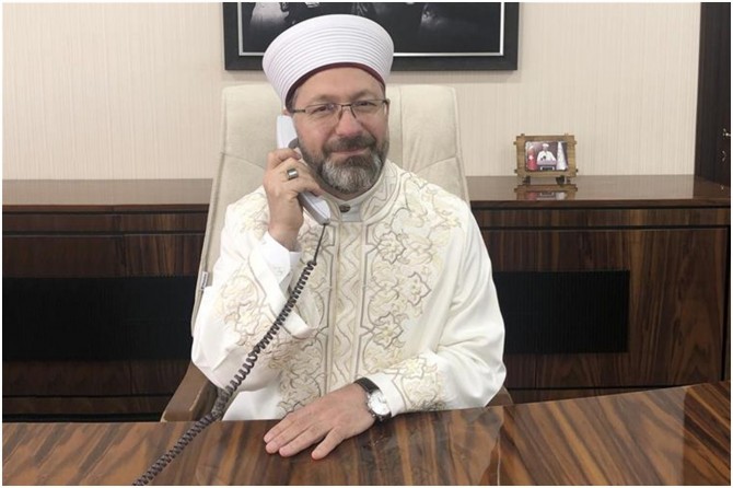 Diyanet İşleri Başkanı Erbaş, Suudi Arabistan hac ve umre bakanıyla telefonda görüştü